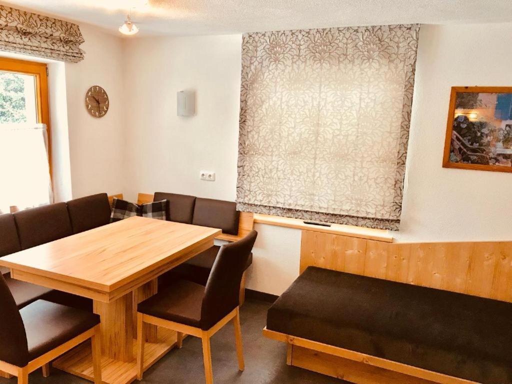 Haus Steissbach Apartment Sankt Anton am Arlberg Luaran gambar